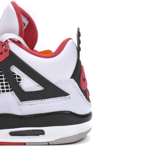 Jordan 4 Fire Red